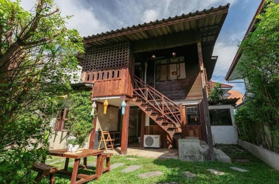 清邁 Nearthepark Backpack House旅舍 外观 照片